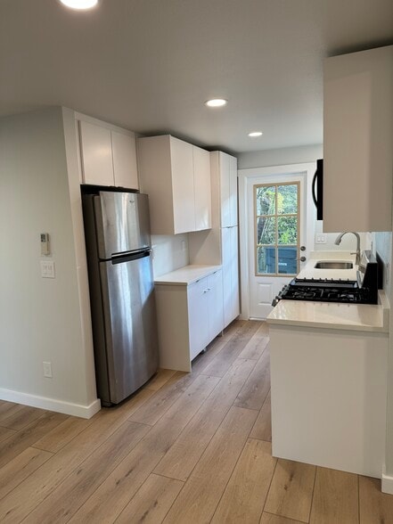 Building Photo - 2914 Ellis St