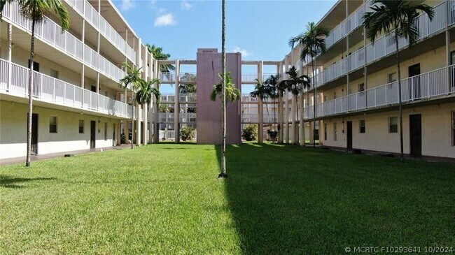 Building Photo - 2800 NW 56th Ave