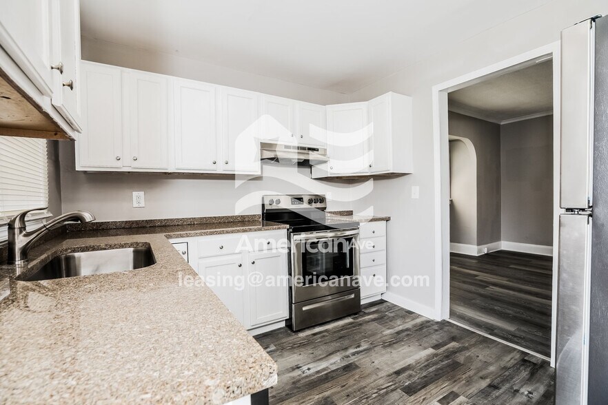 Building Photo - 3806 Watson Ave