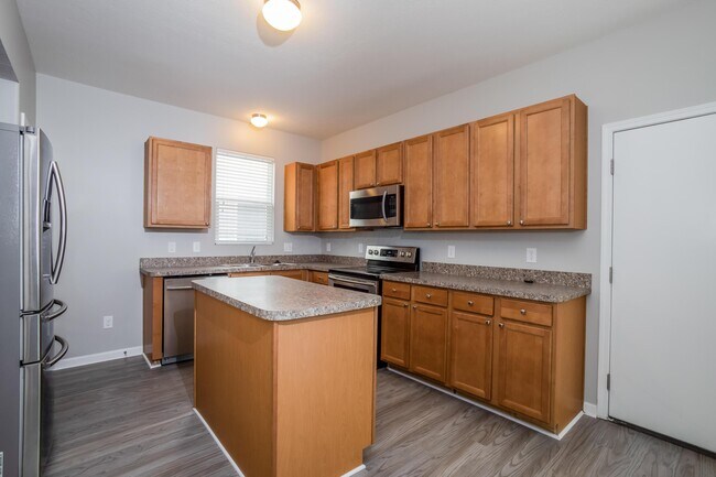 Building Photo - 2508 Snowtip Ln