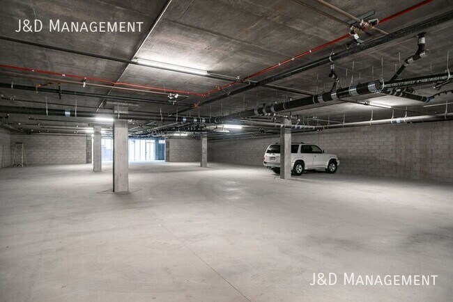 Building Photo - 3333 Reynard Way