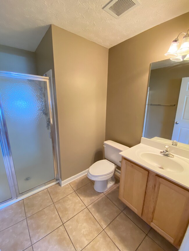 Building Photo - Available August 2026!