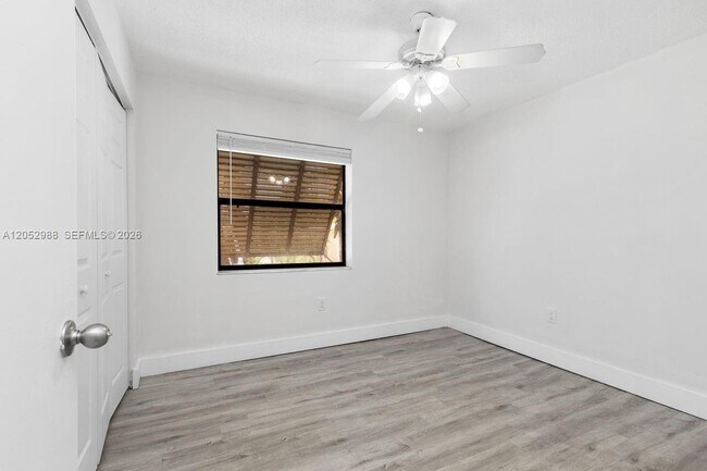 Building Photo - 6854 NW 173rd Dr