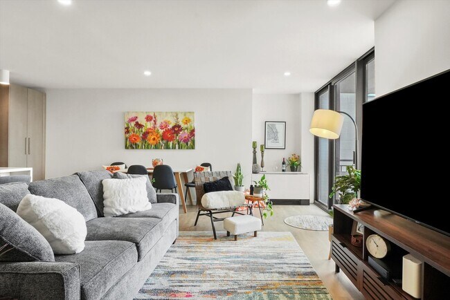 Building Photo - 3430 N Lake Shore Dr