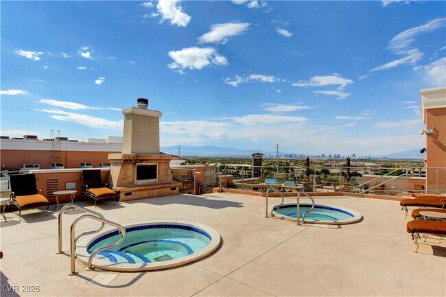 Building Photo - 2260 Village Walk Dr