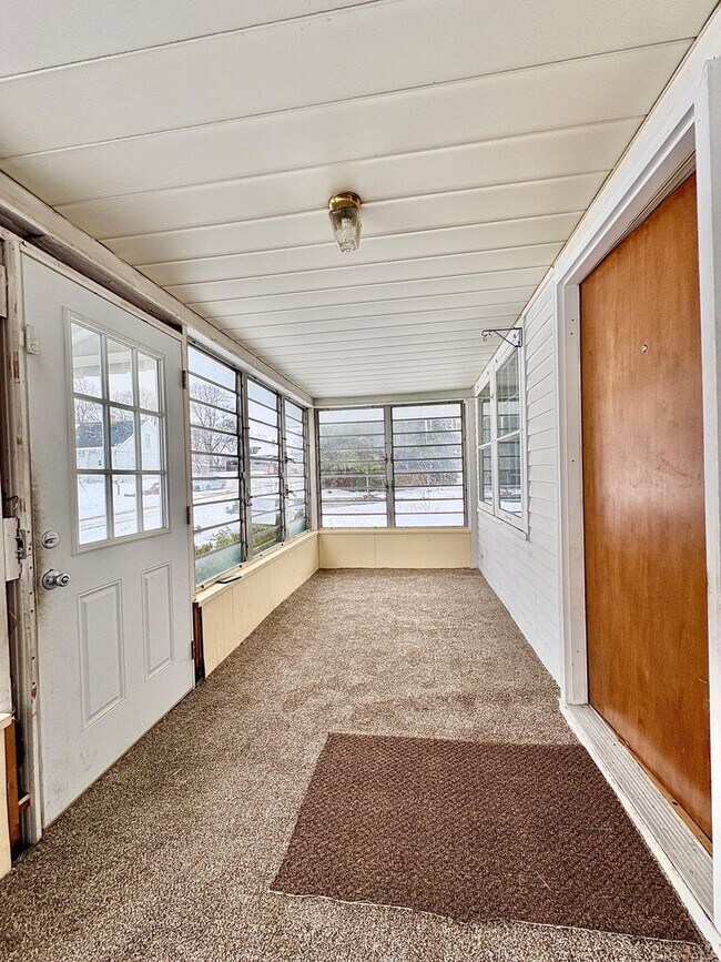 Building Photo - 1821 S Taylor St