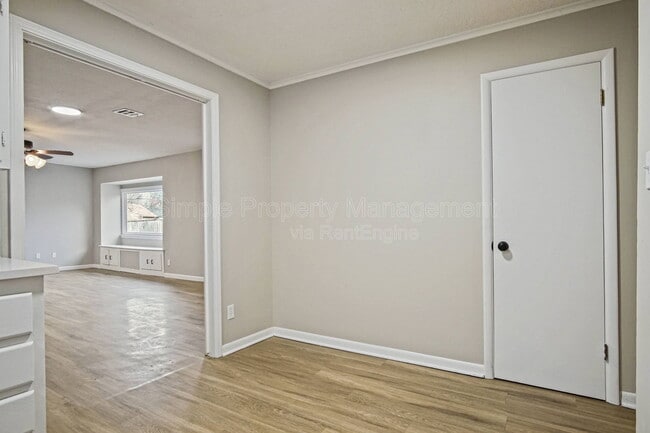 Building Photo - 1607 Denison Dr