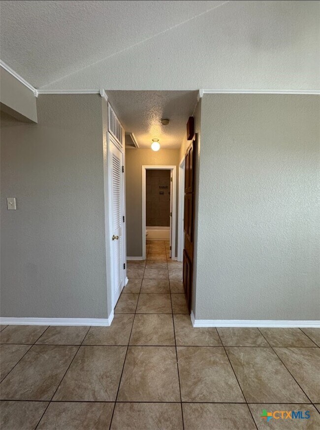 Building Photo - 1501 Windward Dr