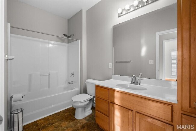 Building Photo - 42 Kassebaum Ln