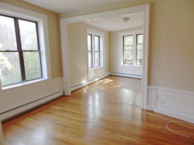 Building Photo - 1722 Caton Ave