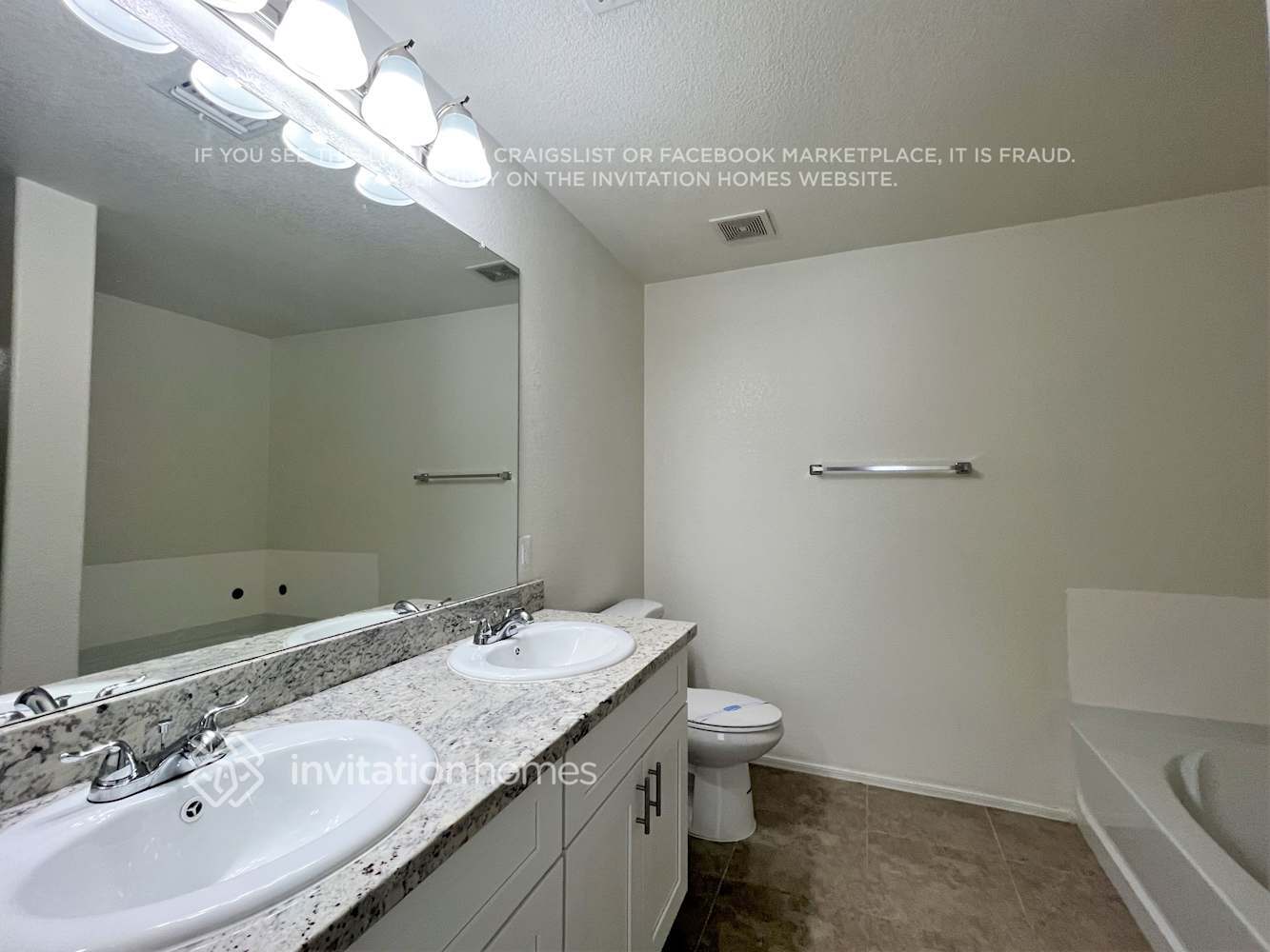 Building Photo - 618 N 112th Dr