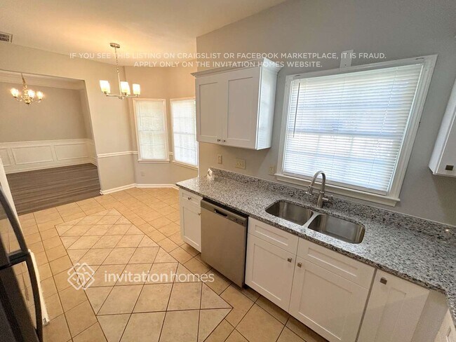 Building Photo - 7505 Axis Ct