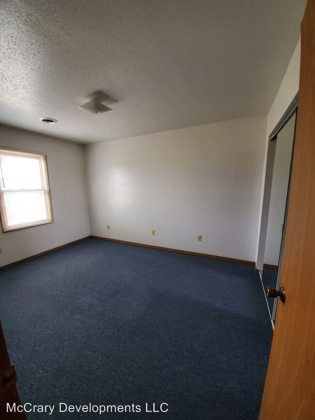 Building Photo - 2110 Melanie Ln