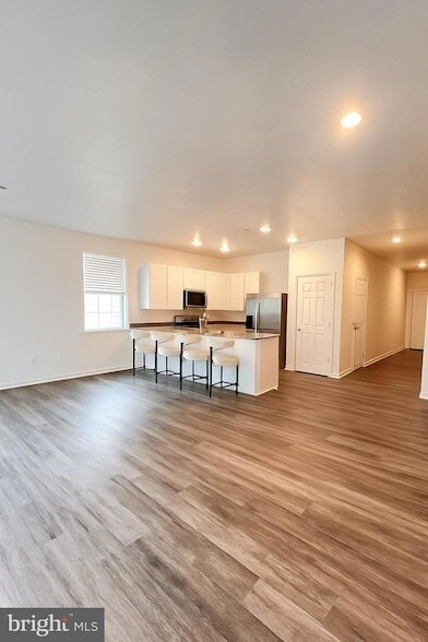 Building Photo - 229 Caterpillar Dr