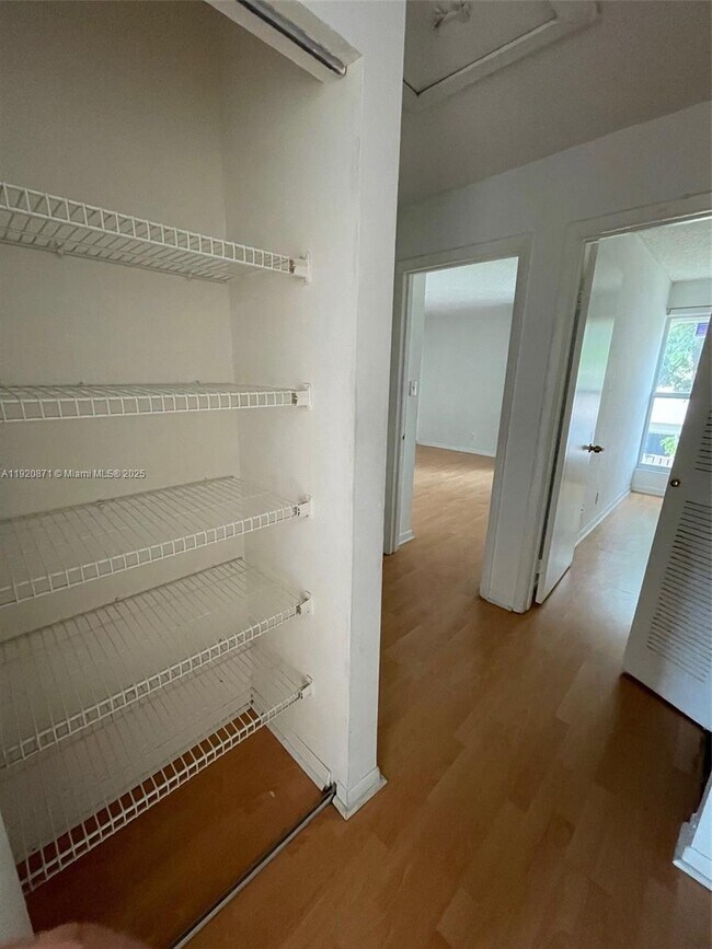 Building Photo - 8237 NW 8th Ct