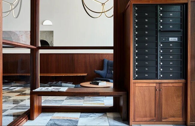 Building Photo - 10 Rutgers St