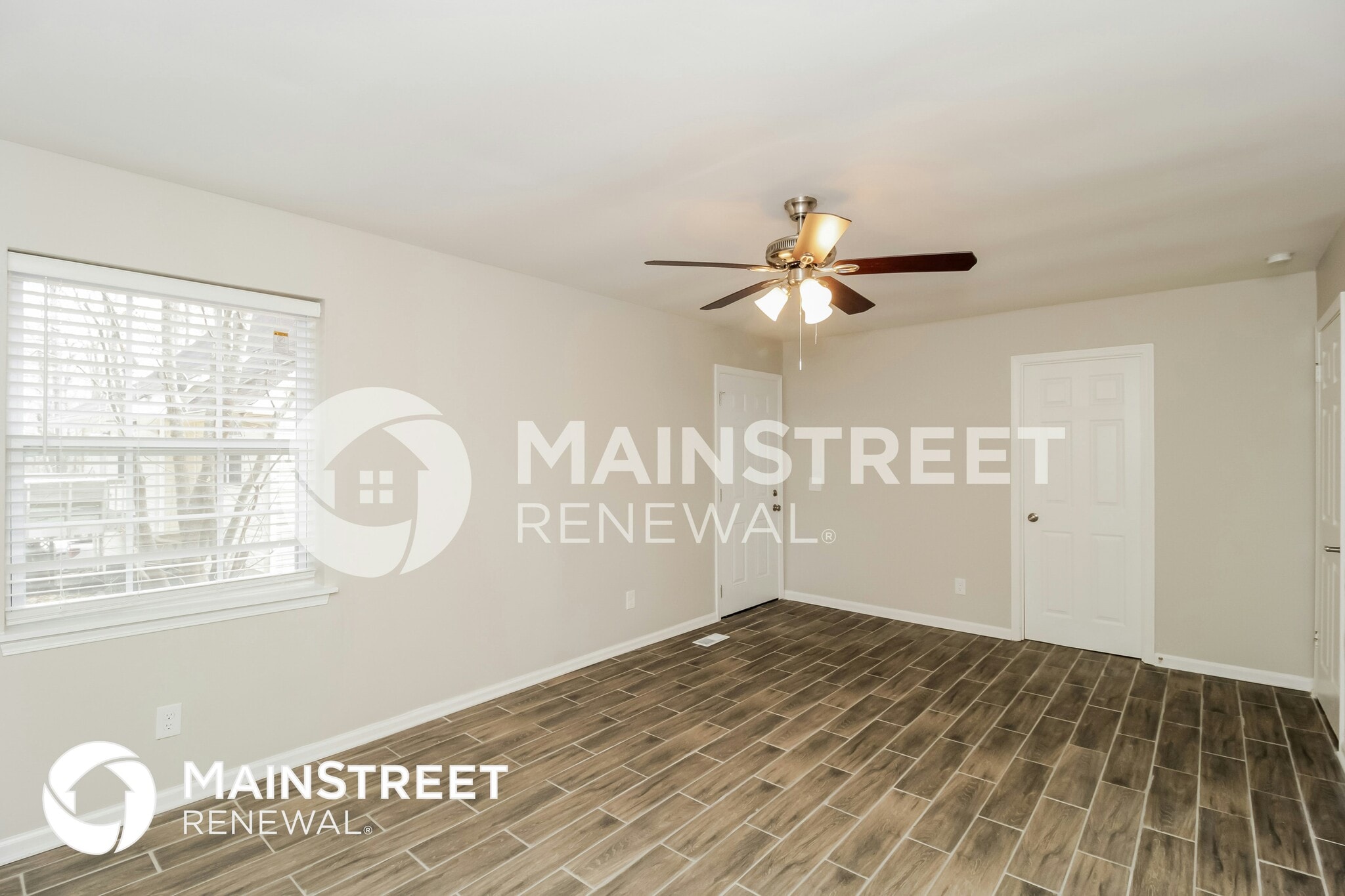 Building Photo - 1238 Lakeview Pkwy