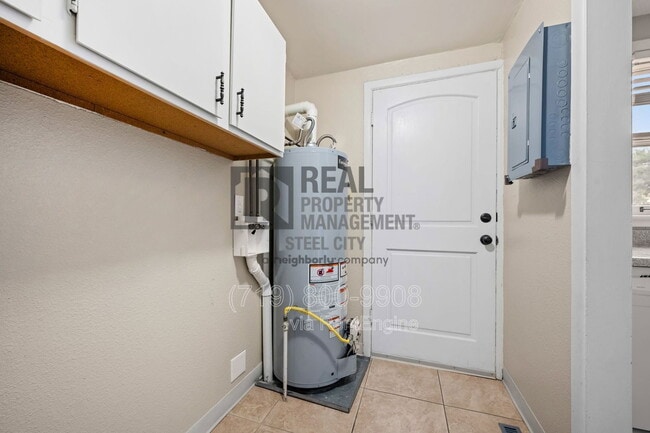 Building Photo - 1009 Constitution Rd