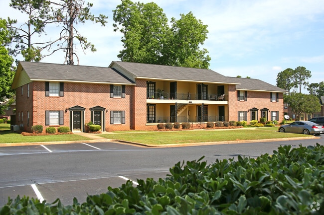 Shoreham Apartments Albany, GA Apartment Finder