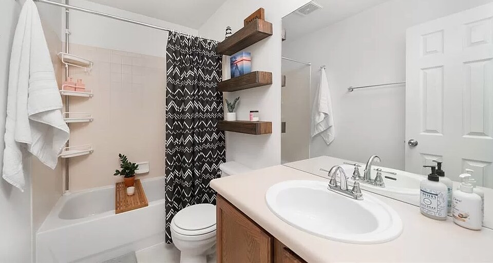 Building Photo - 5522 Cassina Dr