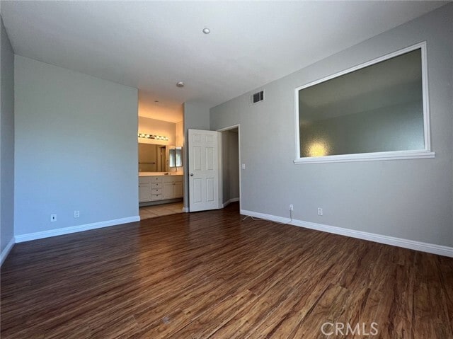 Building Photo - 305 Birch Grove