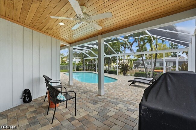 Building Photo - 1590 Sandpiper St