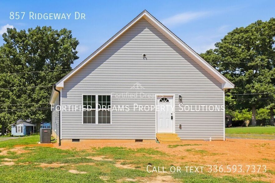 Building Photo - 857 Ridgeway Dr