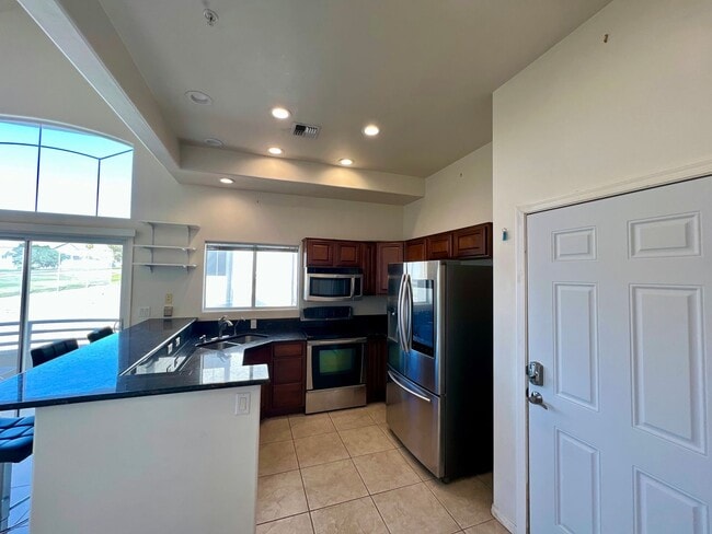 Building Photo - 420 Acoma Blvd S