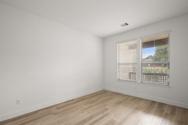 Building Photo - 4307 Adagio Pl