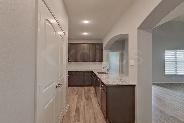 Building Photo - 4133 Well Made Rd