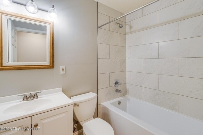 Building Photo - 16201 Cervantes Ct