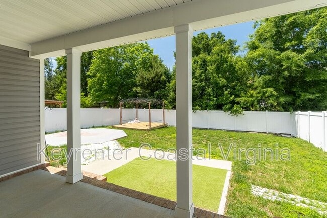 Building Photo - 1415 Waltham Ln
