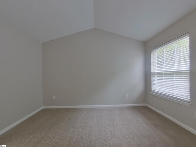 Building Photo - 403 Ashridge Way