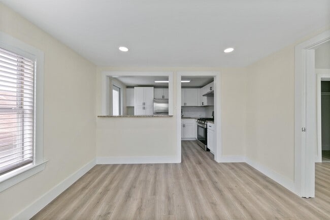 Building Photo - 4812 Michaux St