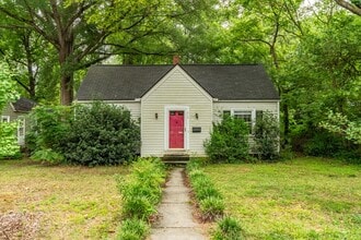 Building Photo - Beautiful Home in Trinity Park