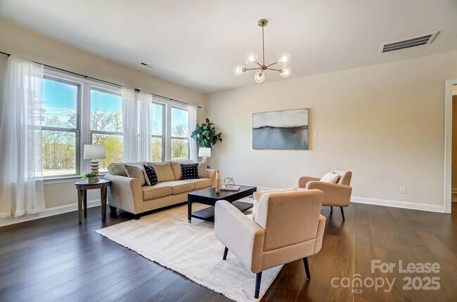 Building Photo - 11144 Limehurst Pl