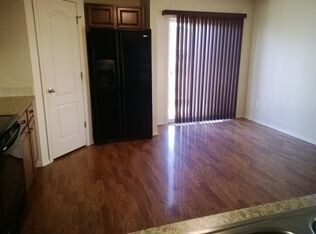 Building Photo - Boise, 3Bd/2Bth/3Car, 1554Sqft, Dishwasher, Washer and Dryer Hook up, Fenced, Community Park and ...