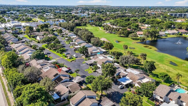 Building Photo - 372 Deer Creek Wildwood Ln E