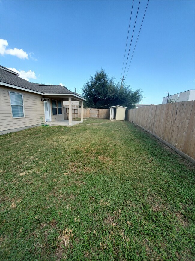 Building Photo - 9342 Canady Park Ln