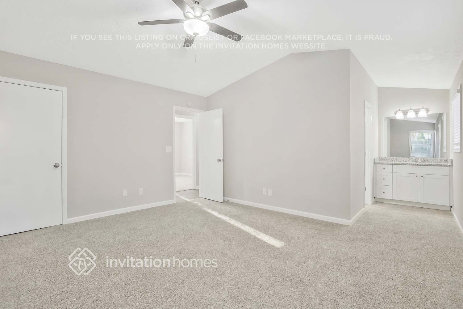 Building Photo - 805 Riverstone Ln