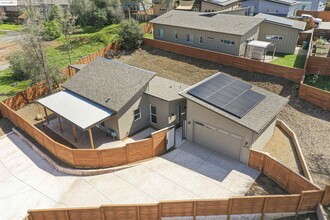 Building Photo - 18939 Ranch Rd