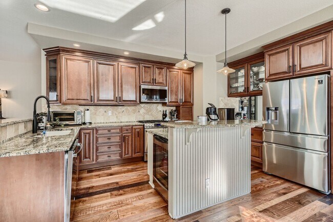 Building Photo - 9805 Cypress Point Cir