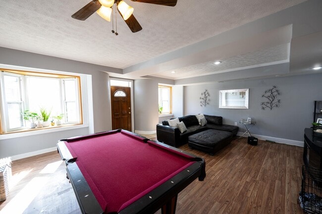 Building Photo - 327 Covert Run Pike