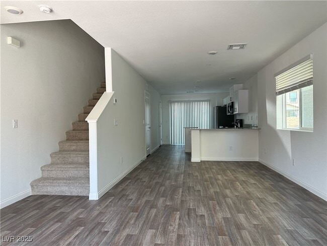 Building Photo - 9166 Orange Horizon Ave