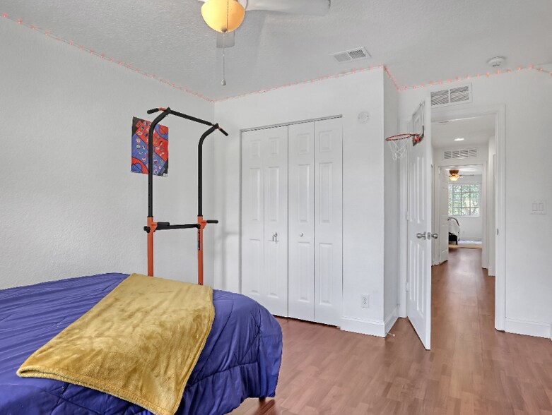 Building Photo - 681 Imperial Lake Rd