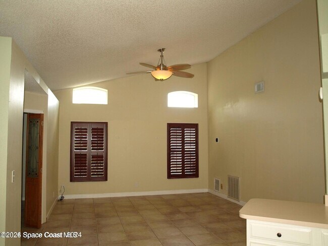 Building Photo - 1170 Briar Run Cir