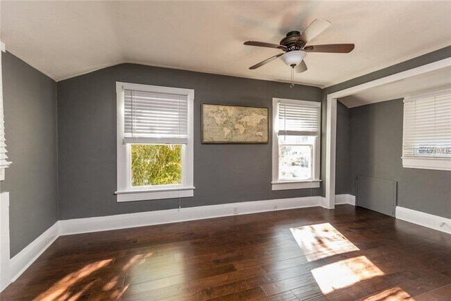 Building Photo - 1111 E Patterson St