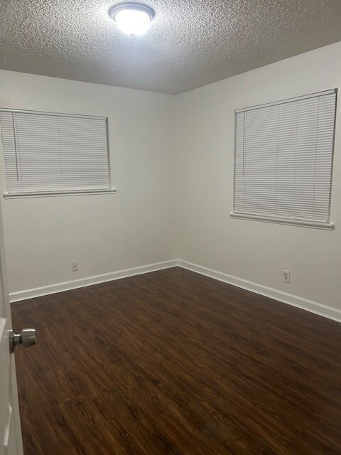 Building Photo - 2800 Joseph Ave