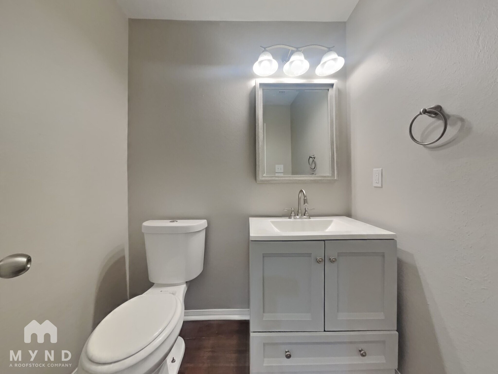 Building Photo - 2131 Crimson Lake Ln