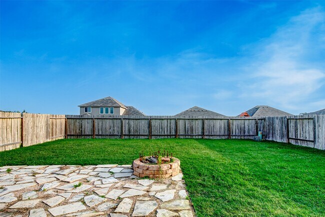 Building Photo - 22522 Threefold Ridge Dr